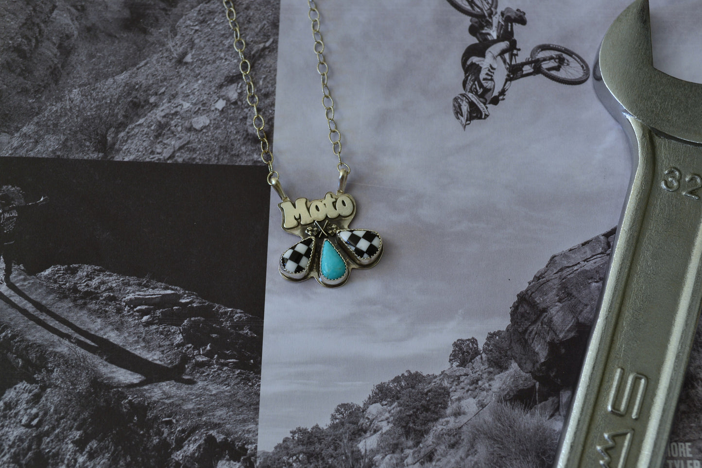 MOTO KINGMAN TURQUOISE PENDANT