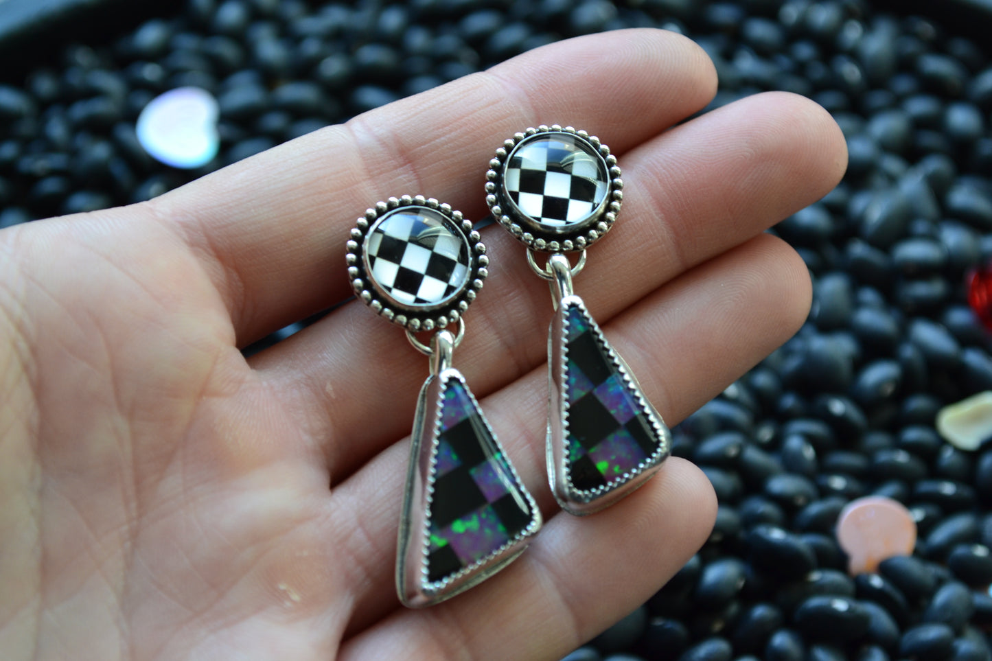 CHECKERED DANGLE EARRINGS