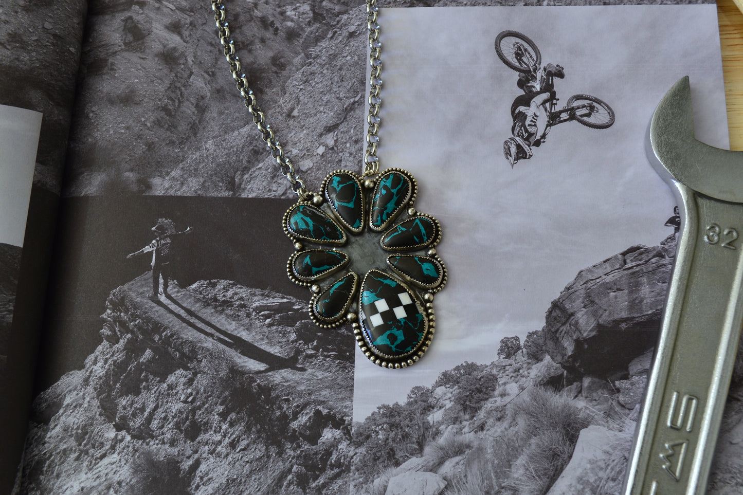 KINGMAN BUFFALO TURQUOISE PENDANT