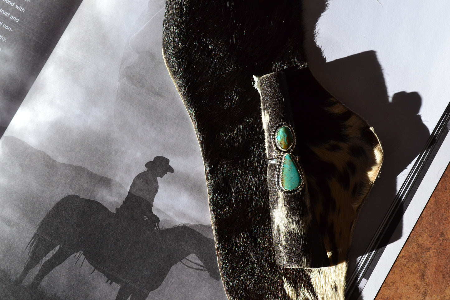 KINGMAN TURQUOISE SINGE ARROW RING SIZE 7.5